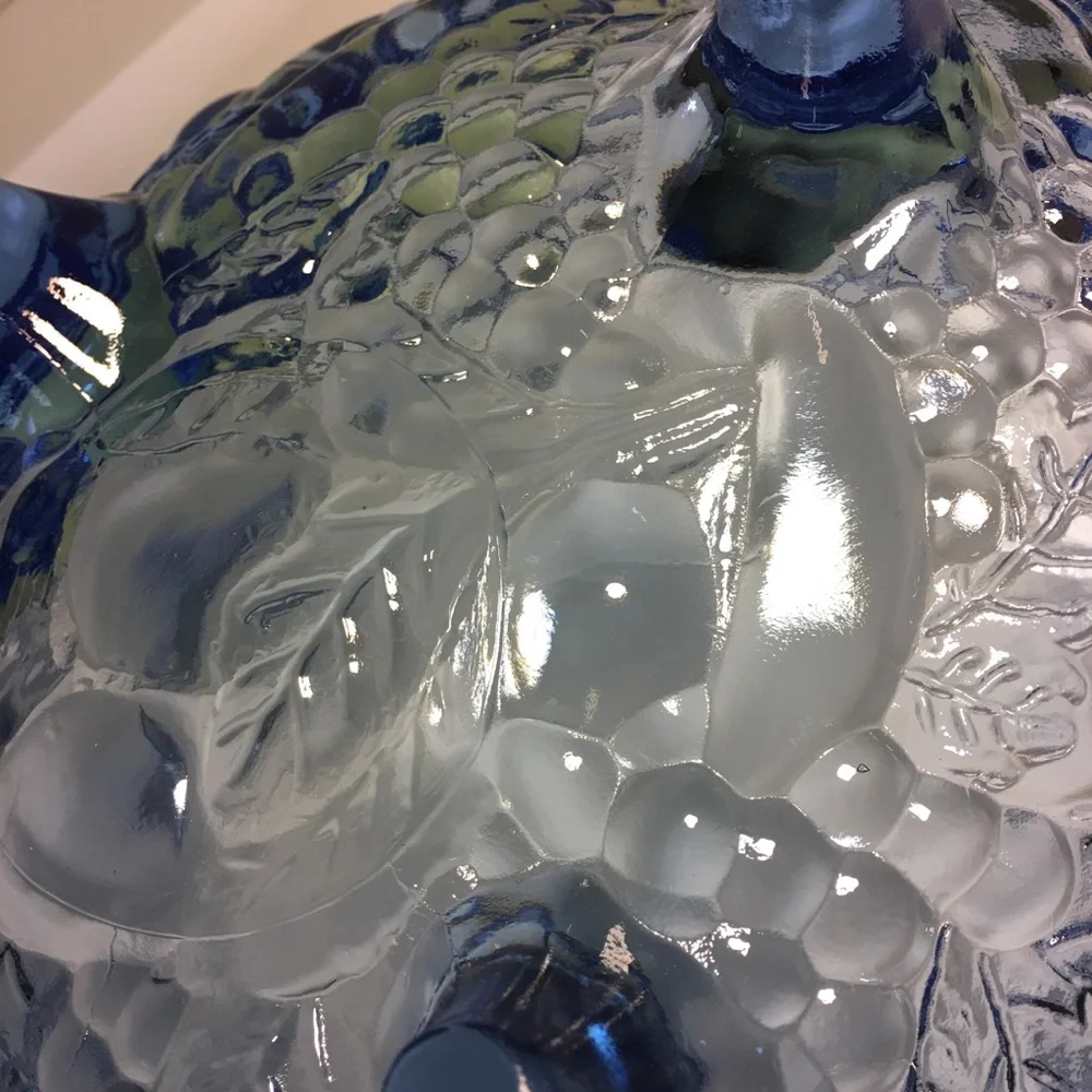 Vintage Indiana / Colony Glass Blue Harvest Grape Bowl - Picture 11 of 12